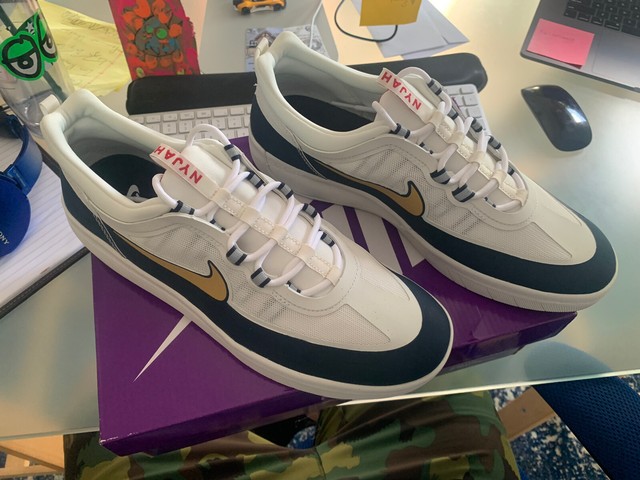 Nike SB Nyjah Free 2 Obsidian Club Gold White Size 11 | eBay