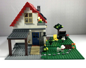 Lego Creator 5771 Hillside House 3 in 1 Building Set Complete with 1 Minifig