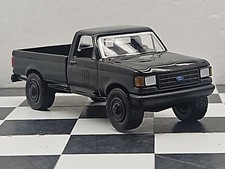 GREENLIGHT 1990 Ford F-150 XL Black Bandit Truck 1:64 Diecast OBS NEW Series