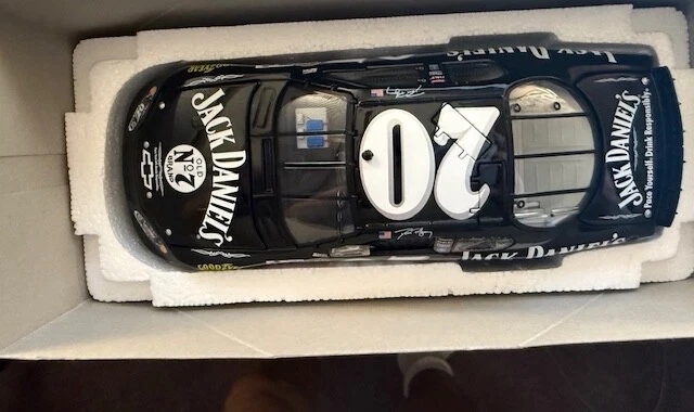 NASCAR 2005 Dave Blaney #07 Jack Daniels 1:24 Action Racer nuevo en caja Foto 2 de 4