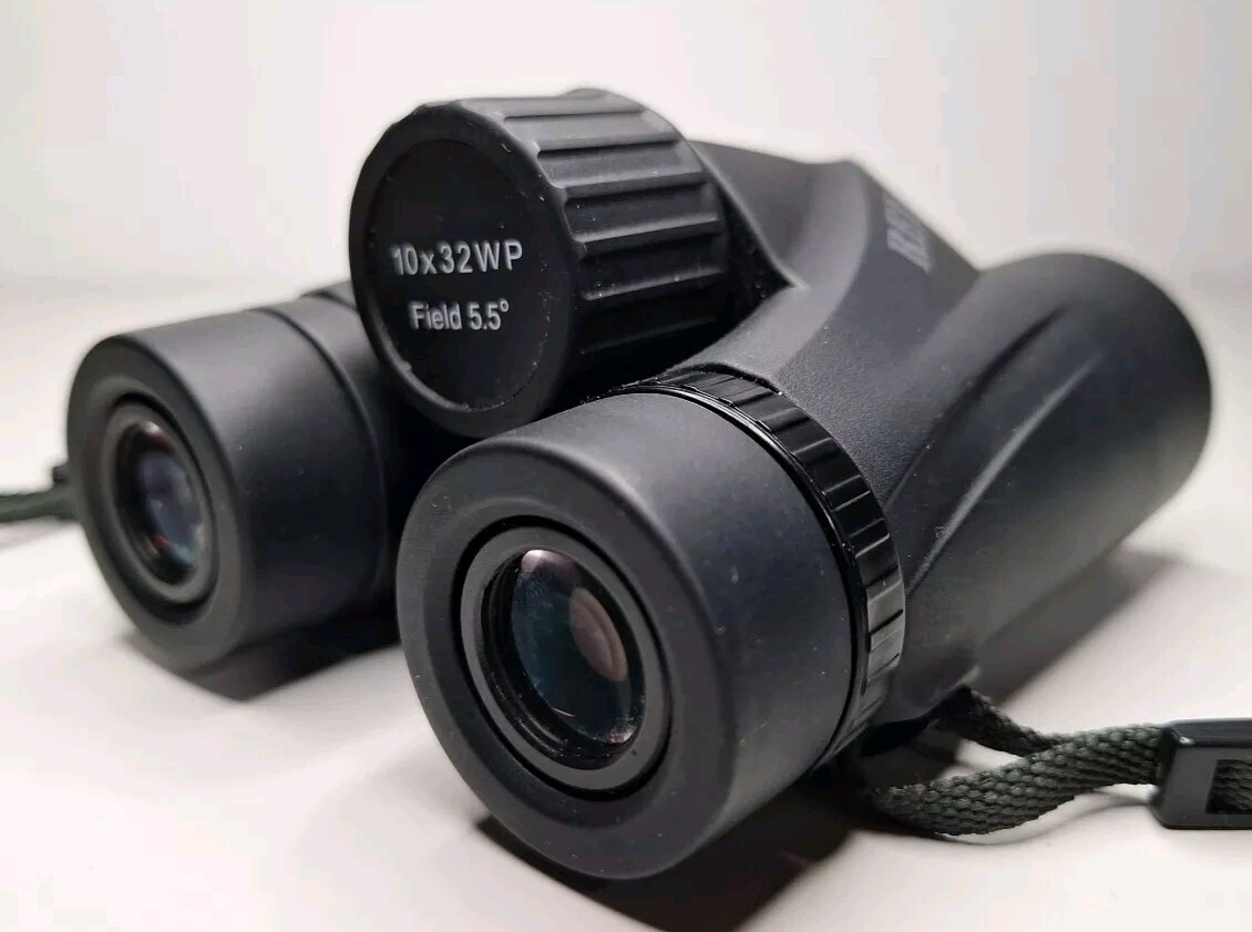 Binoculars REI Co-opXR 10 x 32 Waterproof Field 5.5°w/ Case