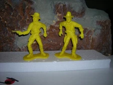 TIMMEE TOY 1977 LARGE 5 INCH COWBOYS PAIR HTF FIGURES
