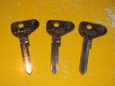 Lot of 3 - US Lock   V81W -  Key Blank    -   #4