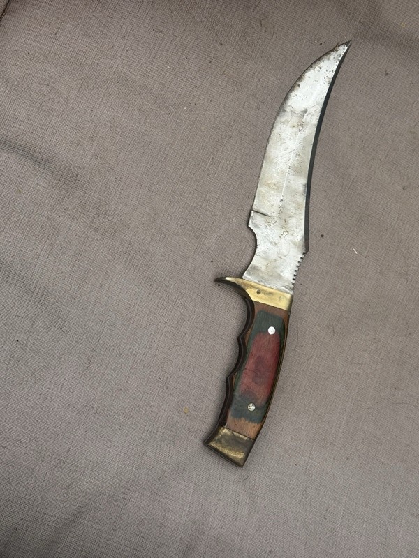Curved Blade Hunting Knife with Wood Handle