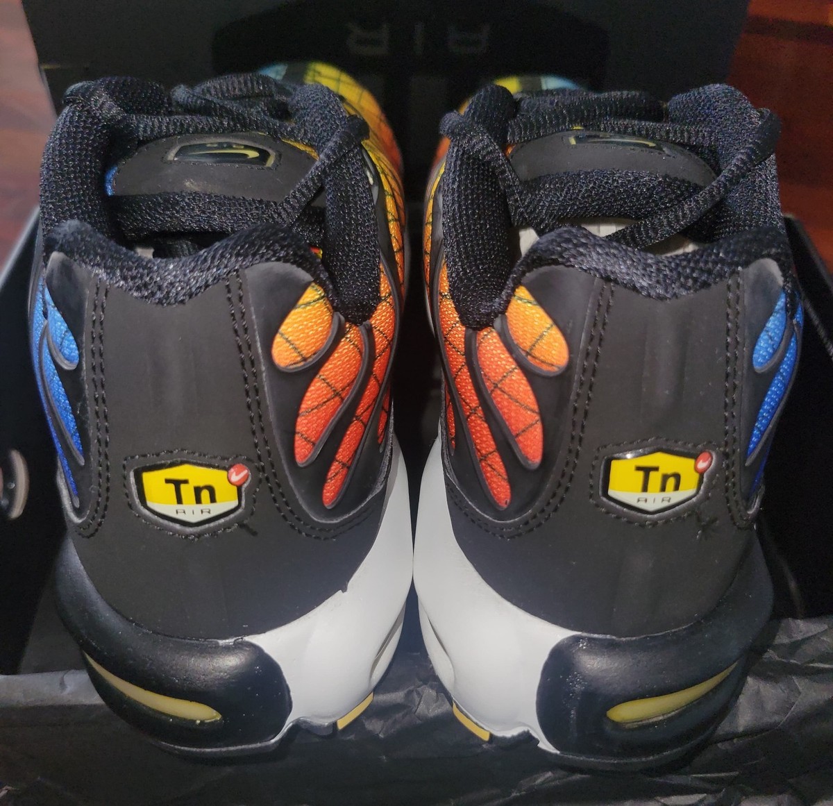 2018 NIKE AIR MAX PLUS TN SE GREEDY SUNSET ORANGE BLUE MULTI