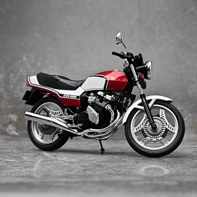 AOSHIMA 1/12 Scale Honda CBX 400F Red/White Motorcycle Diecast