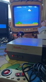 NES Console Complete Bundle Super Mario Bros/Duck Hunt & NES SUPER CLEAN