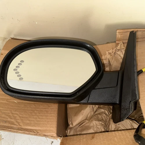 GM OEM Driver Side Rear View-Mirror Assy Left 25831053