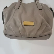 Marc By Marc Jacobs Tote Bag Cement Gray Leather Zipper Pockets Shoulder Straps