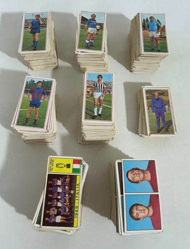 76218 FgD/ Lotto 1571 figurine Calciatori Panini 1970/1971