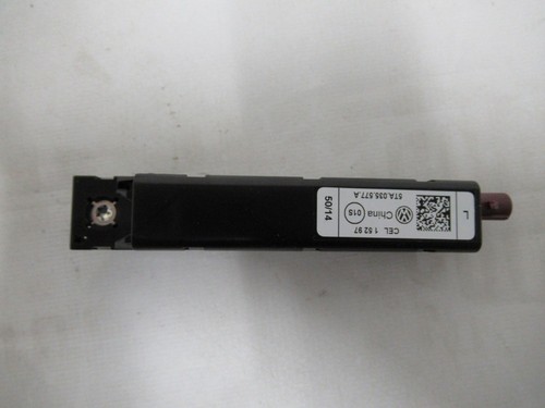 VW Touran 5T Antennenverstärker FM2 links oben Heckklappe 5TA035577A