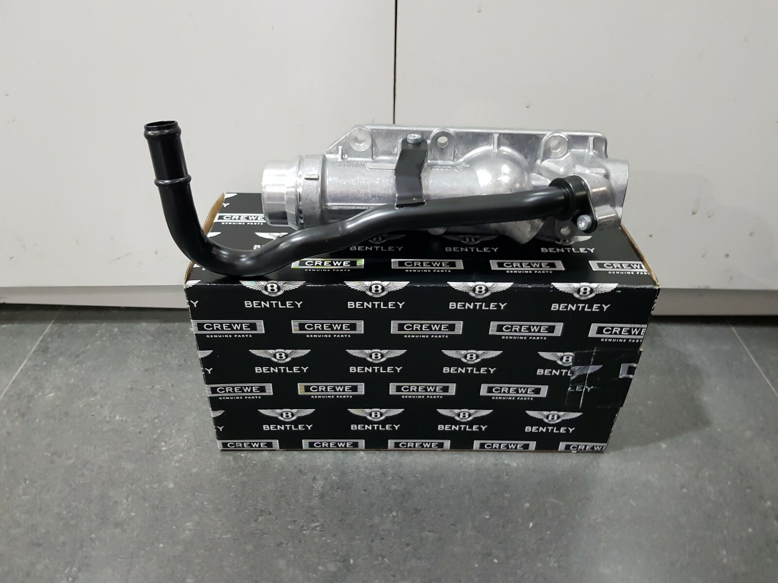 Bentley Continental Gt Gtc & Flying Spur Coolant Thermostat
