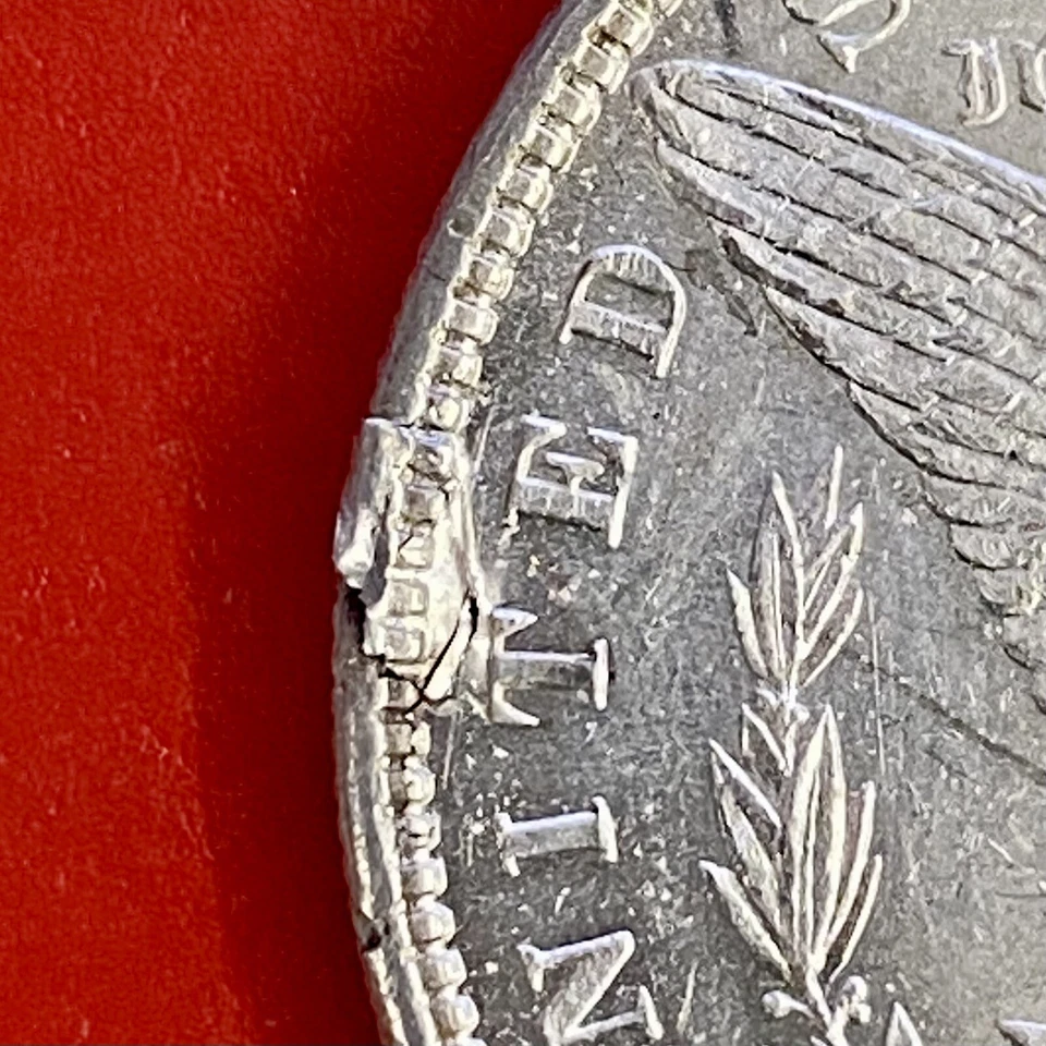 1880-O LAMINATION FLAKE ERROR @9:00 REVERSE MORGAN DOLLAR - Image 3 of 3