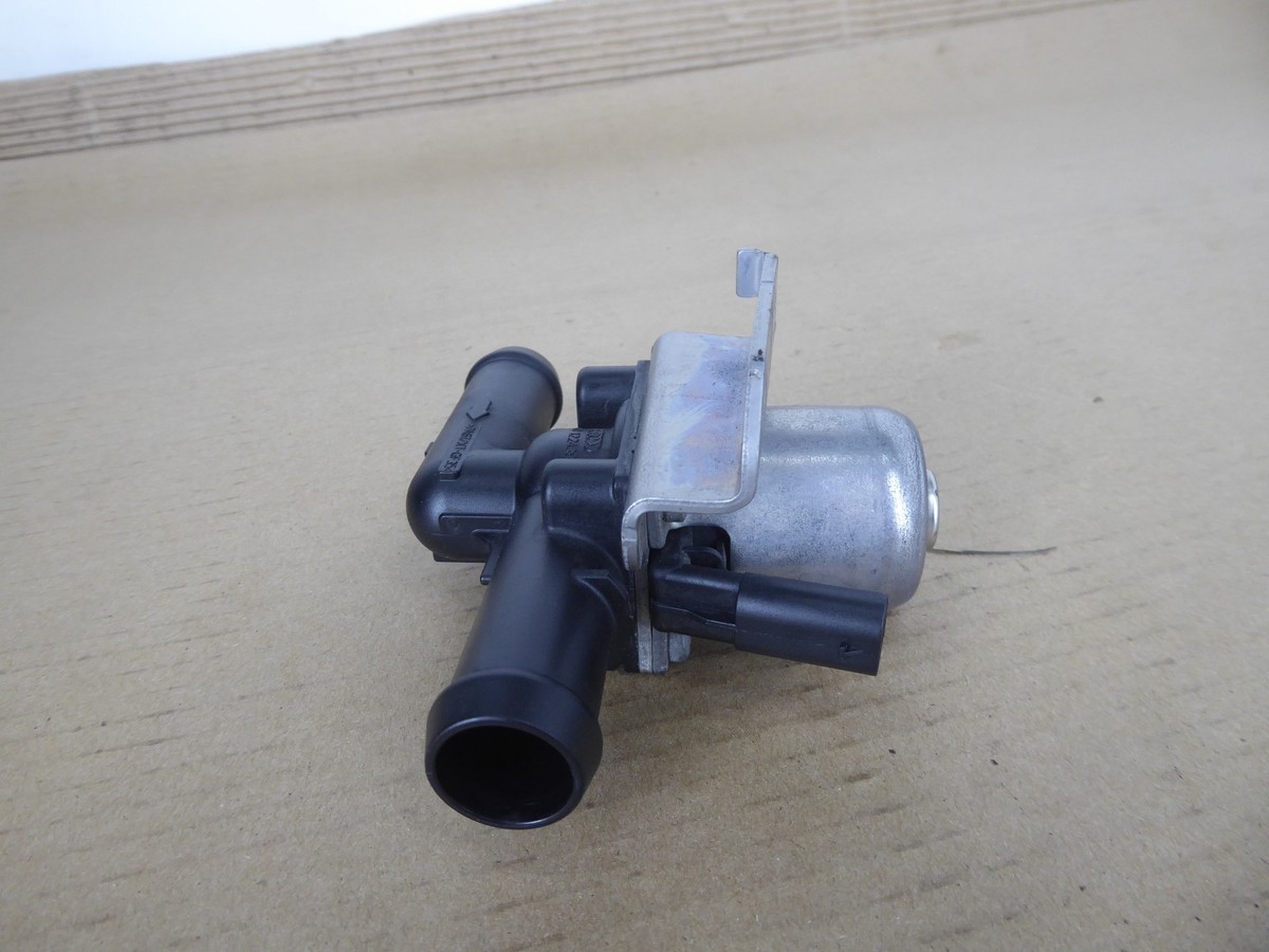 BMW F22 F30 F32 Water Valve Water Hose Shut Off Hose OEM 