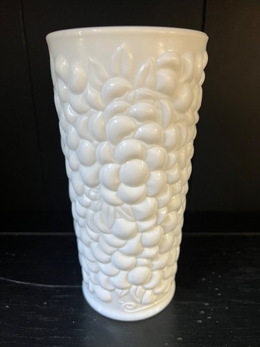 Vintage Heavy Milk Glass Grape Leaf Pebble Pattern Vase Indiana Glass 7.5" Tall