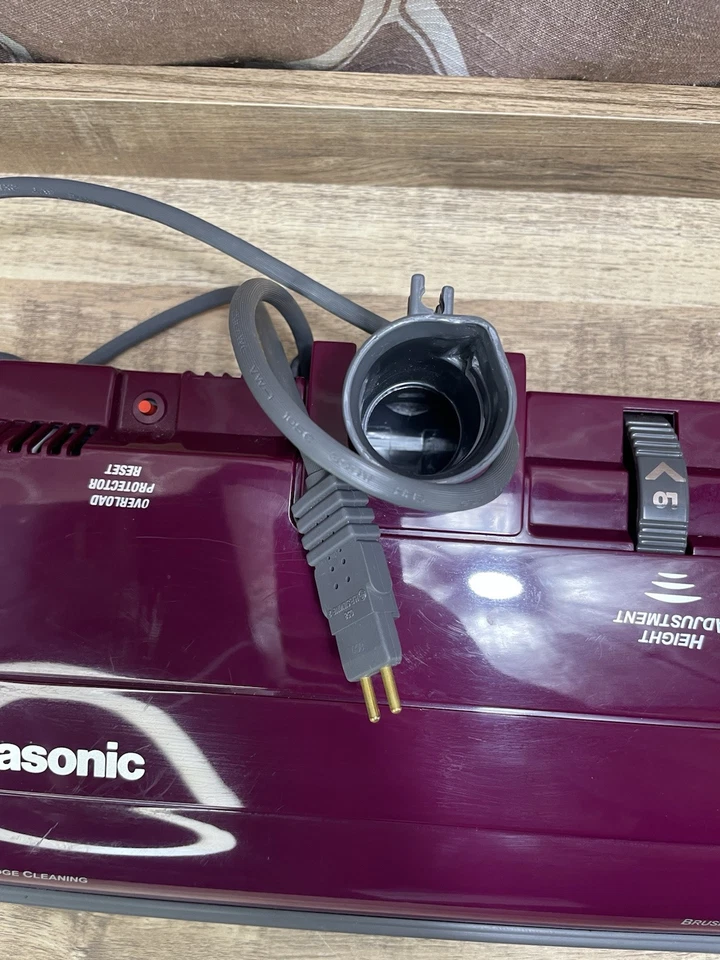 Panasonic c50xdnp0p012 Cabezal de Boquilla de Alimentación de Aspiradora Cepillo de Repuesto Rojo Granate Foto 4 de 4