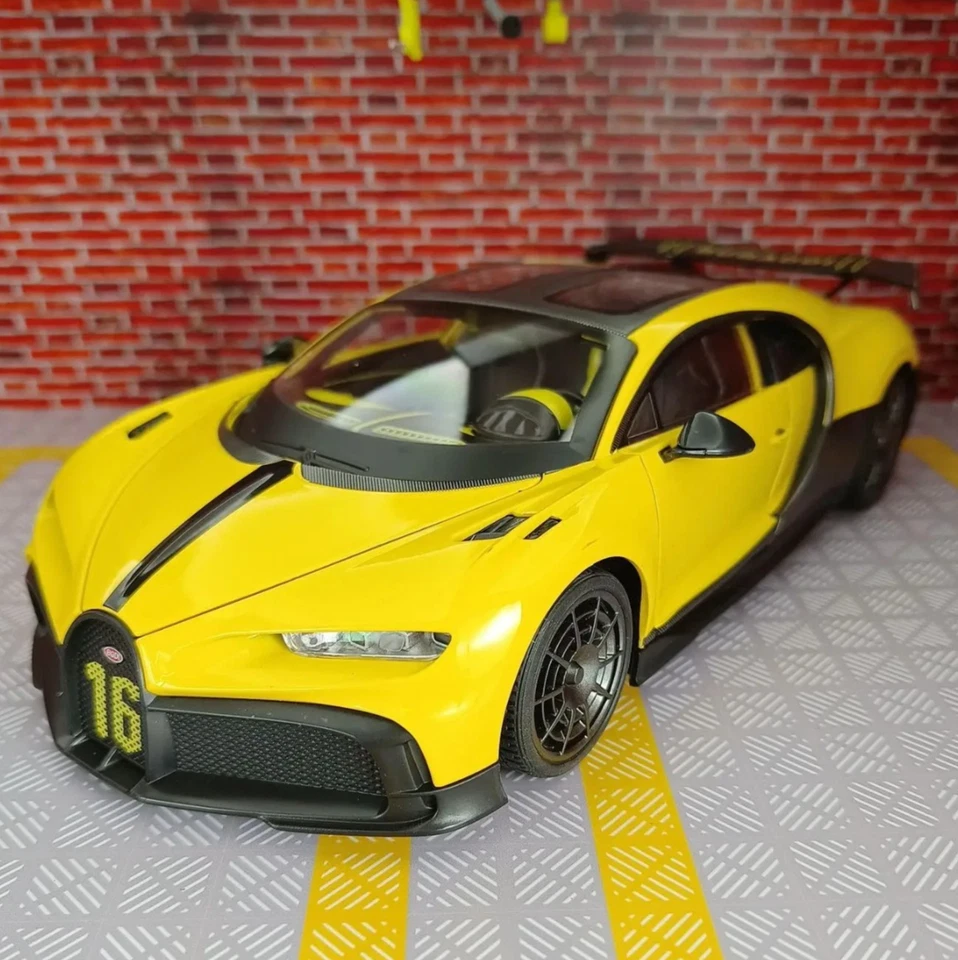 1:18 Bugatti Chiron Pur Sport Car Diecast Alloy Metal Model Collection Gift NEW - Image 3 of 4