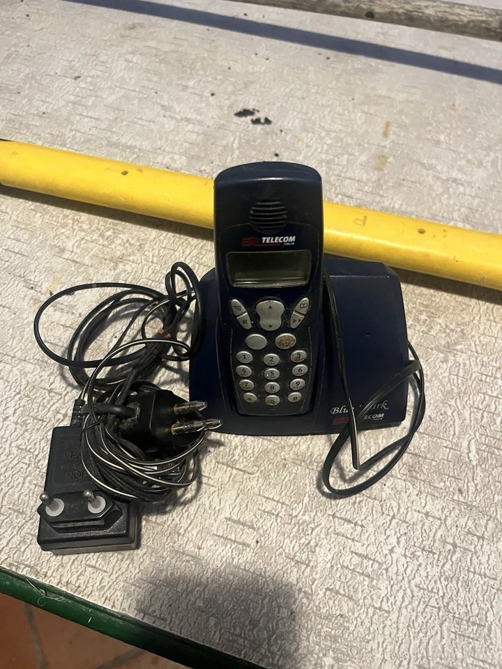 Telefono Cordless Telecom BLUE SHARK S30852 Con Cavi Usato Funzionante Vintage Foto 2 de 3