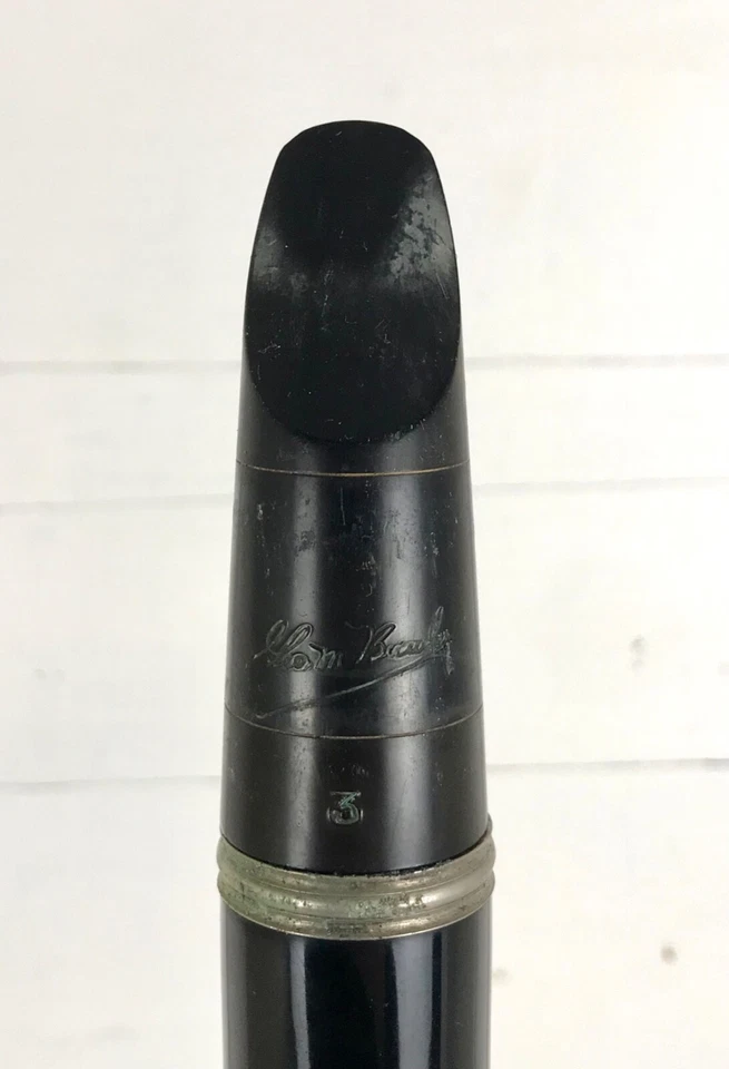 Clarinete Bundy Selmer Resonite con estuche. Proyecto de reparación Foto 3 de 4