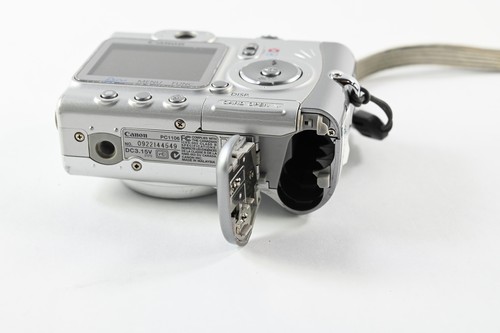 Canon PowerShot A520 4MP Digital Camera w/4x Zoom #G053 - Picture 8 of 8