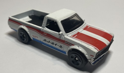 2013 Hot Wheels Rad Truck Series White ‘57 Datsun 620 Pickup Diecast Toy Car~GB - Picture 2 of 11