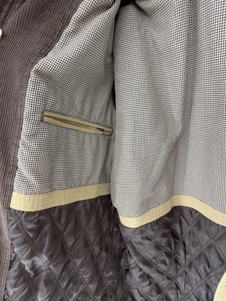 Roundtree & Yorke Jacket Mens Large Khaki Corduroy Collar Water Resistant Field - Image 4 of 4