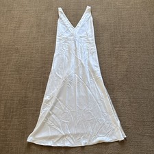 NwT:VICTORIA'S SECRET, Full Length, V-Neck, Ivory Nightgown w/Side Slit, Sz M