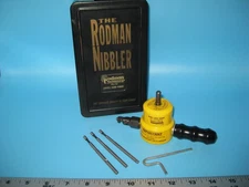 RODMAN NIBBLER Turner Metal/Plastic/Fiberglass Cutter w/4 Bits and Case WORKS!