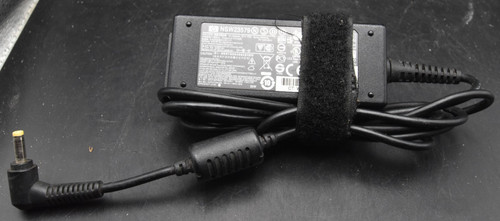 HP 30W Small Pin Laptop Ladegerät Adapter Netzteil Original Original