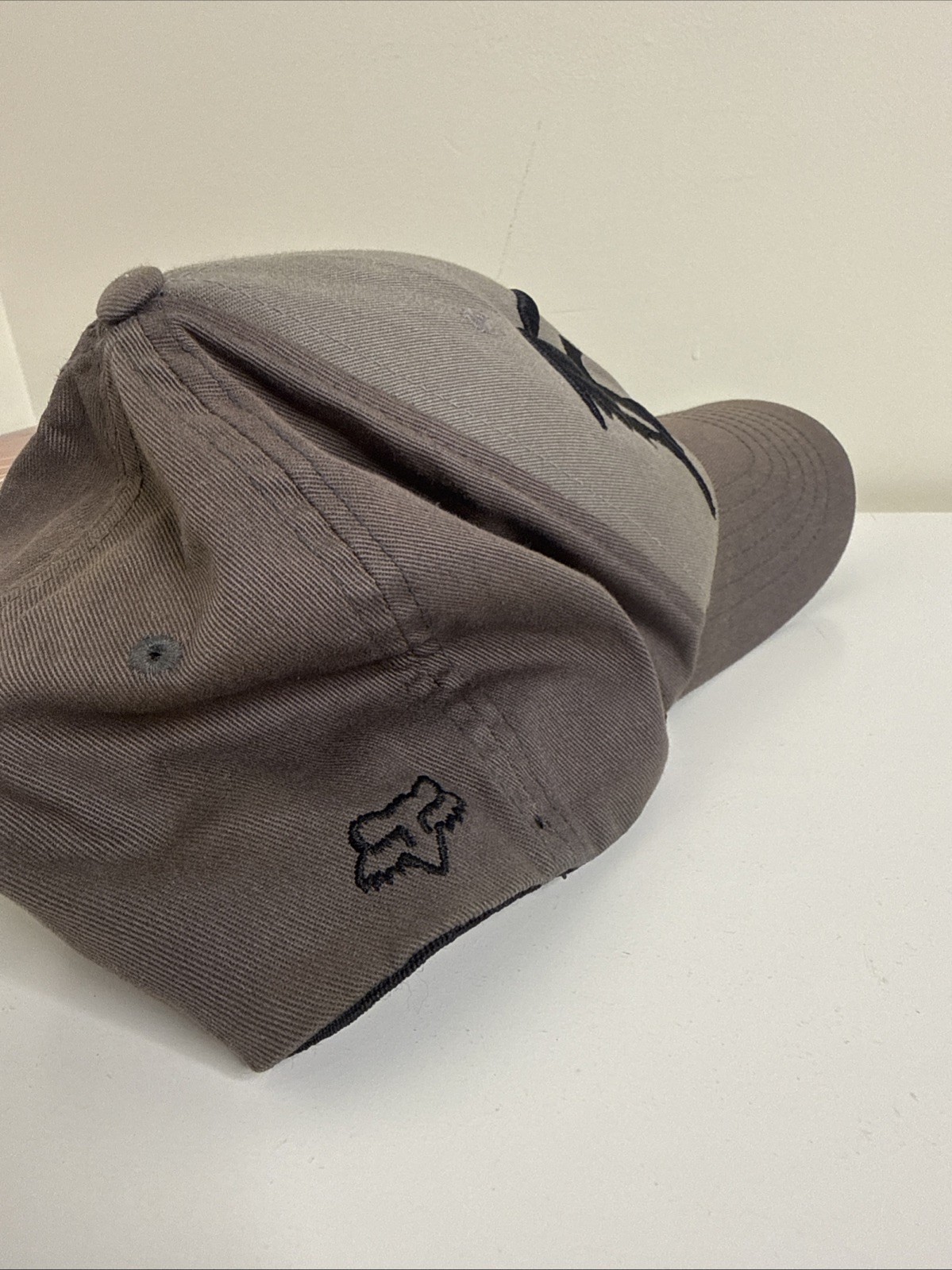 Fox Racing Embroidered Logo Cap Fitted Retro Beige Small Medium Men’s Fitted image 4