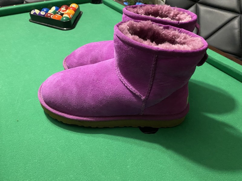 🔥SALE!-Ugg Classic Mini 5854 VPNK Size 8-Excellent!