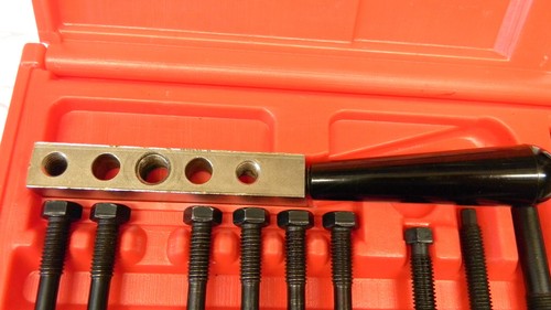 SNAP-ON STEERING WHEEL PULLER AND LOCK PLATE DEPRESSOR SET #CJ131P - Picture 5 of 7