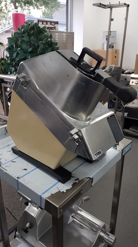 Crypto Peerless Vegetable/Fruit Preparation U.K with 3mm Blade Slice,Grate,Shred - Picture 8 of 11