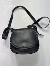 Vintage 80's Crossbody Rambler Purse Black Bag Leather Adjustable Strap Korea Y2