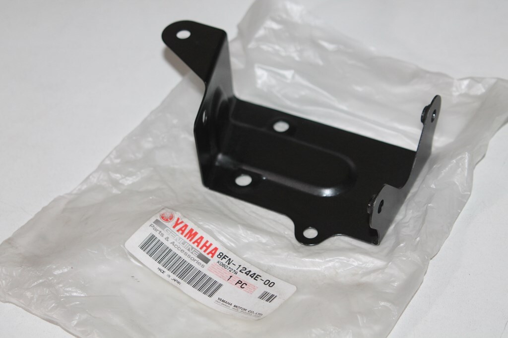Support YAMAHA VK PRO réparation vibration châssis motoneige 8FN-1244E-00
