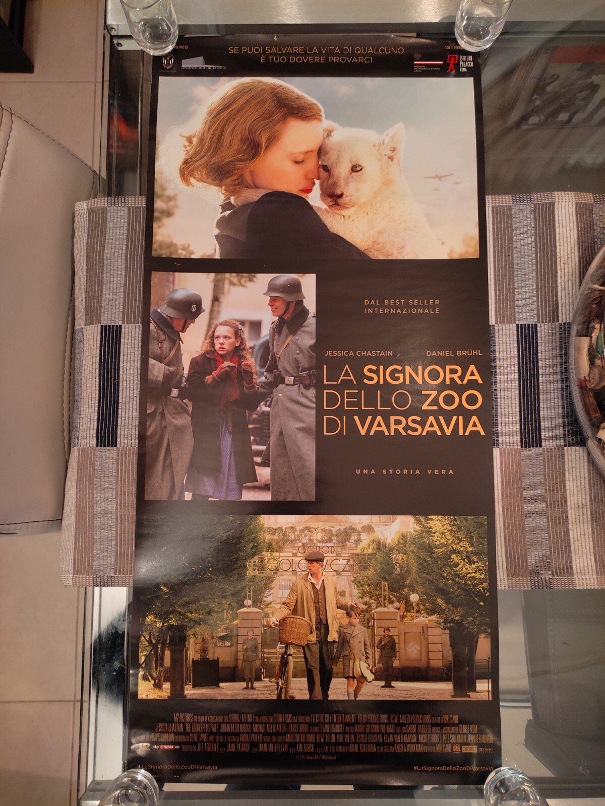 Locandina originale film La signora dello zoo di Varsavia (2017) - Regia di Niki Caro