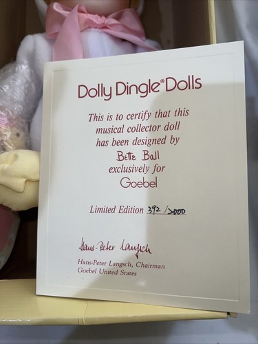 Goebel Dolly Dingle Bambola di porcellana musicale carica 11” Little Bunny Snooks - Foto 3 di 8