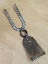 BELLOTA MADE IN SPAIN HOE CULTIVATING END 13" LONG