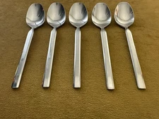 (5) Soup Spoons Vtg Retroneu CARAVELLE 18/8 Korea Stainless