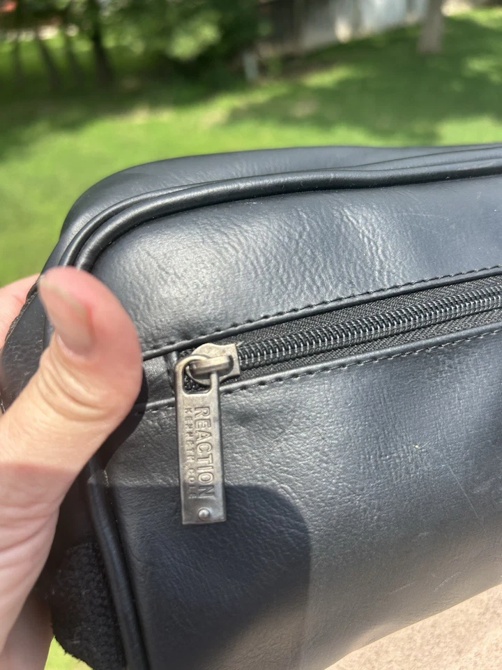 KENNETH COLE REACTION Hombres Negro Estuche de Viaje Afeitado Kit de Aseo Bolsa Bolsa Foto 2 de 4