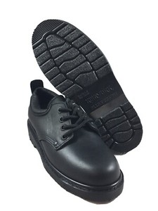slip resistant oxford shoes