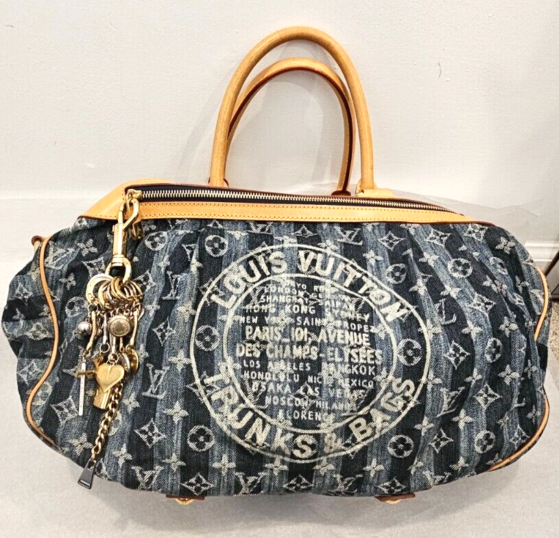 LOUIS VUITTON Blue Denim Cruise Porte Epaule Ray Bag w/ Hanging