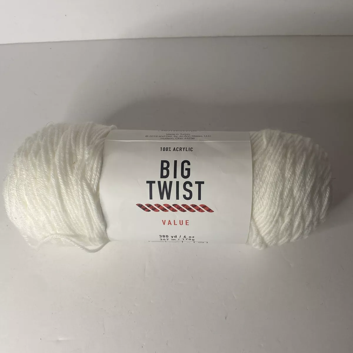 Big Twist Value Yarn White Acrylic Fibers 380 Yards Washable Solid Brand  New!