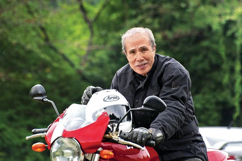 Capacete Arai Quantum-X rosto inteiro pinlock pronto forro removível DOT SNELL XS-2XL - Imagem 2 de 3