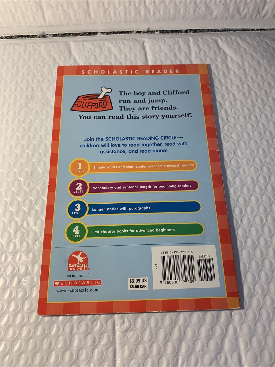 絵本・児童書 First little readers MaiyaPen Clifford Amazon.com: Phonics First Little Readers: 9781338717563