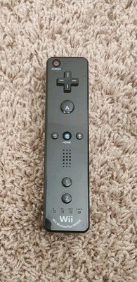  Nintendo Wii Motion Plus Remote Controller BlackEnergizer Recharge Battery Pack