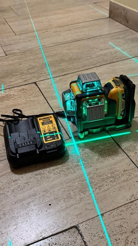 DEWALT 3x360 Multilinien Laser Grün - Bild 3 von 5