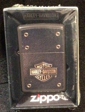 ZIPPO 49466  HARLEY DAVIDSON   SADDLE BAG  LEATHER LOOK  Factory *SEALED *