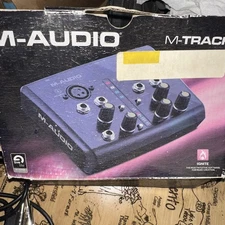 M-Audio M-Track Plus 2-Channel Portable USB Audio & MIDI Interface mic