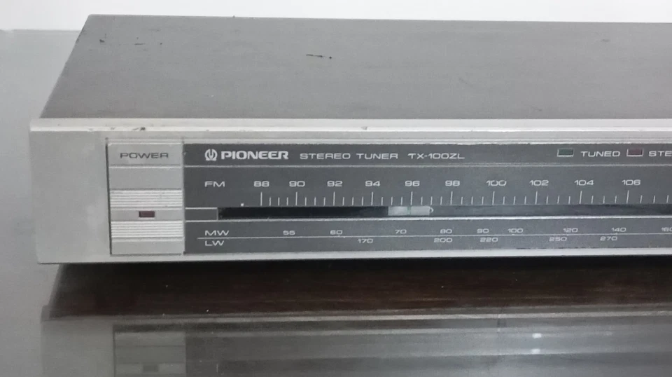 Sintonizzatore Pioneer TX-100ZL Stereo Tuner HI-FI Vintage AS-Is Foto 2 de 4